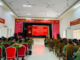 Công an phường Lê Chân ra quân hưởng ứng đợt thi đua đặc biệt “Phát huy truyền thống anh hùng - 95 ngày thi đua lập công vì bình yên thành phố Cảng”