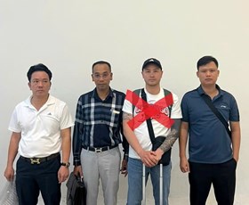 Công an phường Thủy Nguyên vận động đối tượng truy nã ra đầu thú