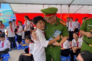 Công an xã Hải Hưng triển khai phong trào thi đua "Ba nhất" và Cao điểm "80 ngày lập công vì Tổ quốc bình yên, vì hạnh phúc Nhân dân"