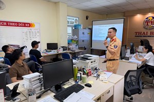 Phòng Cảnh sát giao thông: Tuyên truyền an toàn giao thông tại Doanh nghiệp vận tải Thái Bình
