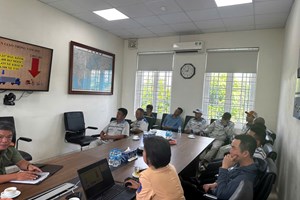 Tuyên truyền pháp luật về trật tự an toàn giao thông cho người lao động cảng VIMC Đình Vũ