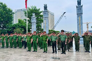 Công an phường An Biên tổ chức dâng hương, tặng quà nhân ngày Thương binh liệt sĩ