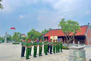 Công an phường Hồng Bàng tổ chức chuỗi hoạt động "Uống nước nhớ nguồn"