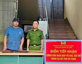 Công an phường Lê Chân: Vận động Nhân dân giao nộp súng nén hơi