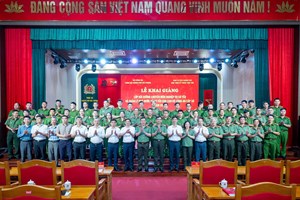 Khai giảng lớp bồi dưỡng chuyên môn nghiệp vụ cơ yếu và quản lý nhà nước về cơ yếu cho Công an cấp xã