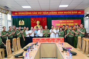 Tổ chức sinh hoạt chính trị và biểu diễn nghệ thuật tại đặc khu Bạch Long Vĩ nhân kỷ niệm 80 năm Ngày truyền thống lực lượng An ninh nhân dân