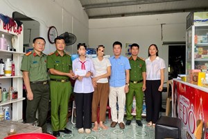 Công an xã Hà Đông: Tiếp sức học sinh hoàn cảnh khó khăn bước vào năm học mới 2026 – 2027