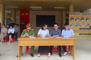 Công an xã Mao Điền chủ động tuyên truyền pháp luật, xây dựng môi trường học đường an toàn trước thềm năm học mới