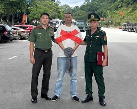 Phòng Quản lý xuất nhập cảnh: Bắt giữ đối tượng truy nã người nước ngoài lẩn trốn trên địa bàn thành phố