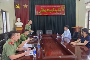 Công an phường Nhị Chiểu “Hỗ trợ - Hướng dẫn - Đồng hành” cùng doanh nghiệp tuyên truyền pháp luật