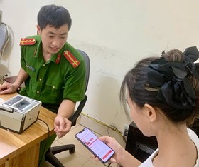 Công an xã Thanh Hà: Tích cực tuyên truyền, hướng dẫn Nhân dân tham gia góp ý dự thảo Bộ luật Hình sự (sửa đổi) trên VNeID
