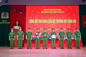 Công bố thư khen của Bộ Công an đối với Công an thành phố Hải Phòng