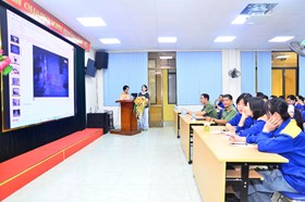 Phòng Cảnh sát giao thông: Tuyên truyền an toàn giao thông cho hơn 100 cán bộ, công nhân viên Công ty Thoát nước