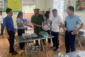 Chung tay bảo vệ sức khoẻ học sinh trước nguy cơ thực phẩm bẩn