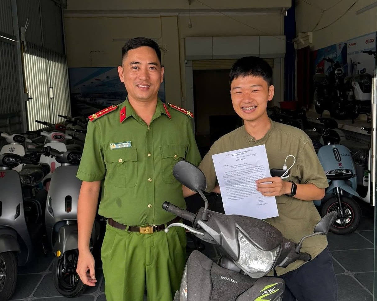 Công an phường Bạch Đằng kịp thời tìm lại xe máy thất lạc cho người dân đi chăm mẹ ốm