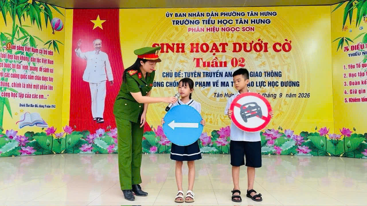 Công an phường Tân Hưng tuyên truyền, phổ biến, giáo dục pháp luật tại Trường Tiểu học Tân Hưng
