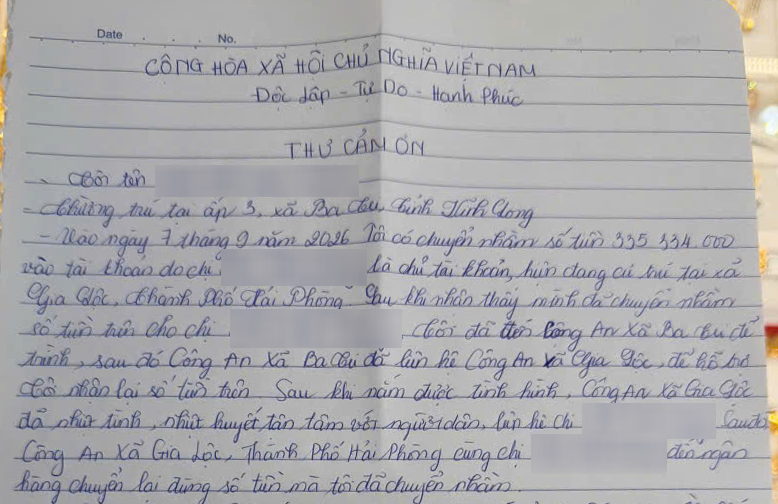 Công an xã Gia Lộc hỗ trợ người dân nhận lại hơn 300 triệu đồng chuyển khoản nhầm