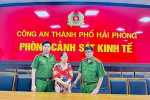 Đội 4 - Phòng Cảnh sát kinh tế Công an thành phố phối hợp bắt giữ thành công đối tượng truy nã nguy hiểm lẩn trốn gần 24 năm