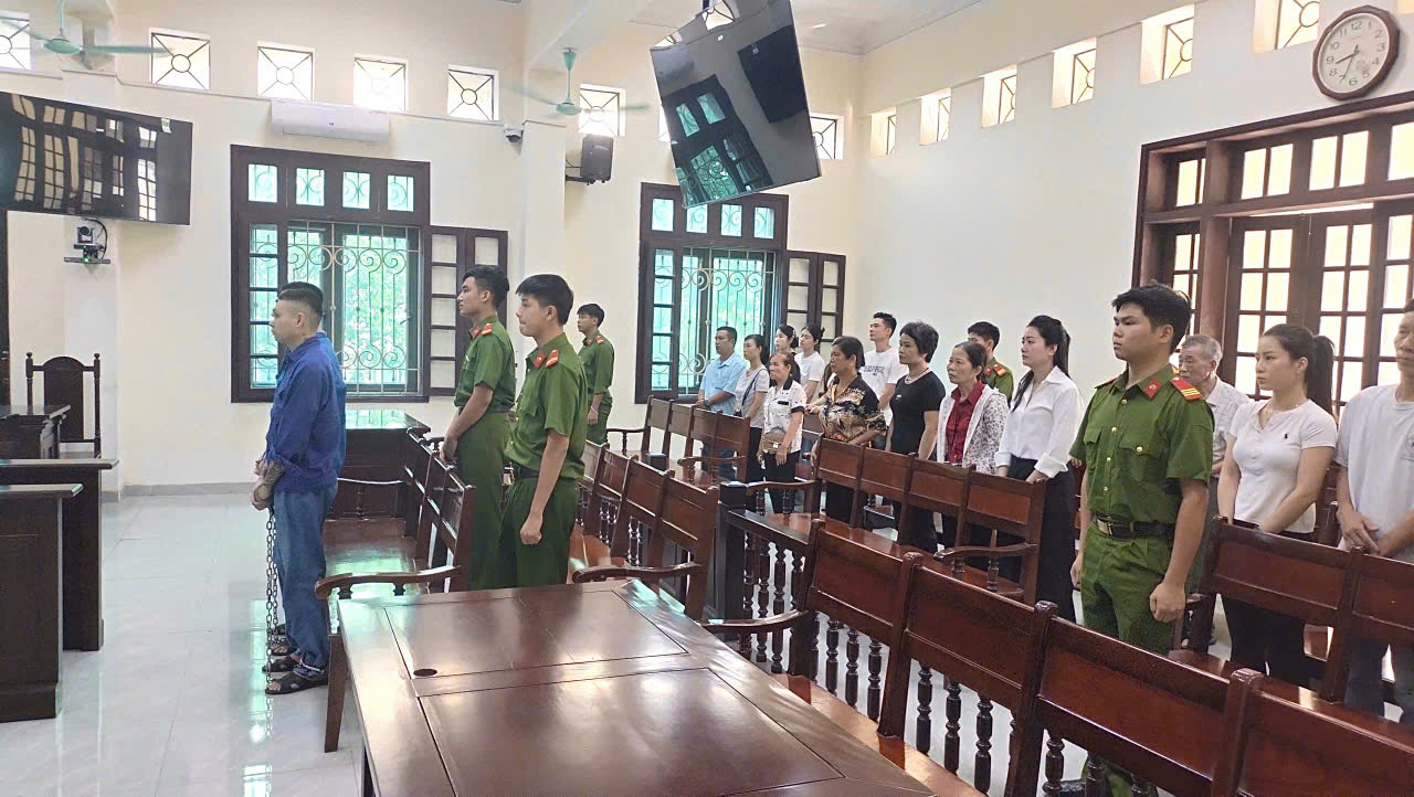 Phòng Cảnh sát THAHS và HTTP bảo vệ an toàn phiên tòa xét xử đối tượng mua bán trái phép chất ma túy
