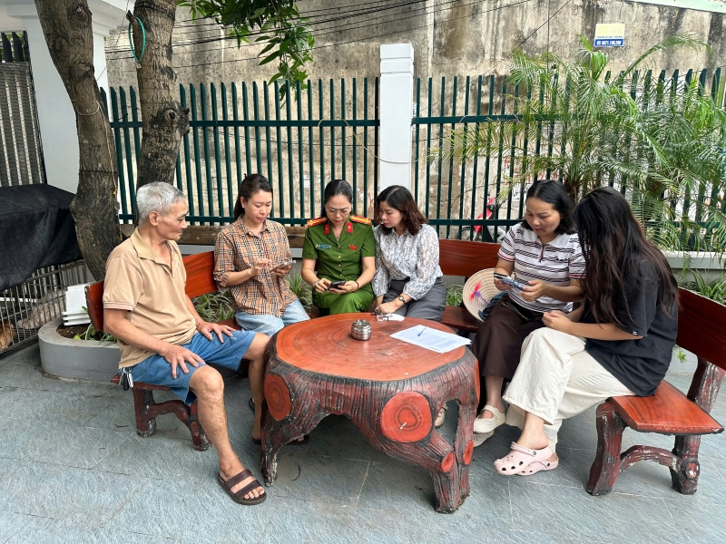 Phường Đông Hải đẩy mạnh tuyên truyền, lấy ý kiến Nhân dân về Dự thảo Bộ luật Hình sự (sửa đổi)