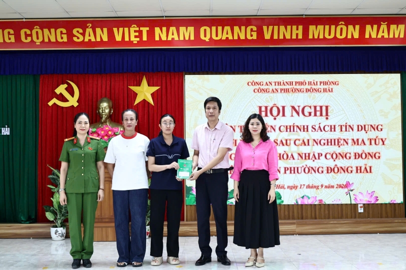 Phường Đông Hải tuyên truyền chính sách tín dụng hỗ trợ người sau cai nghiện, tái hòa nhập cộng đồng