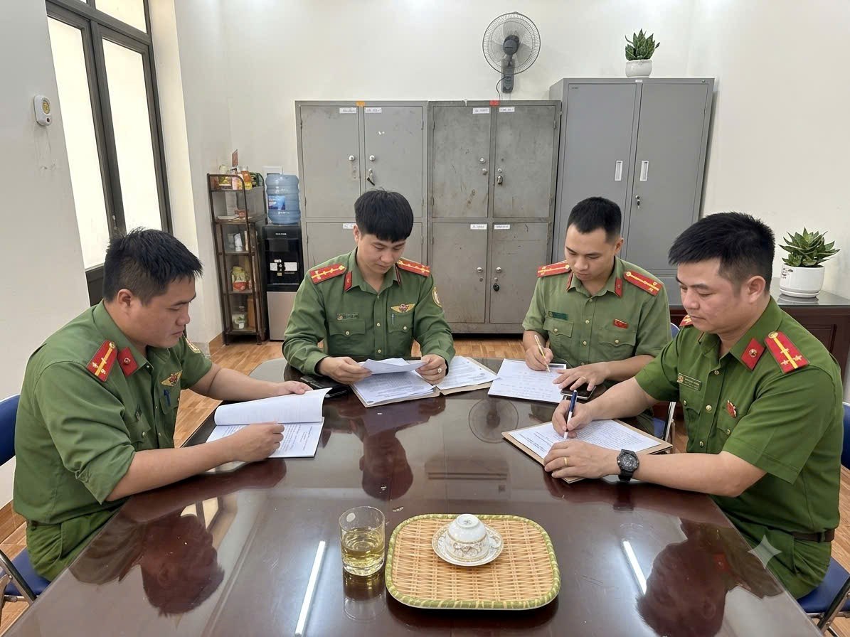 Công an phường An Hải, Phòng Quản lý xuất nhập cảnh tăng cường tuyên truyền, tổ chức cắm biển cấm bay