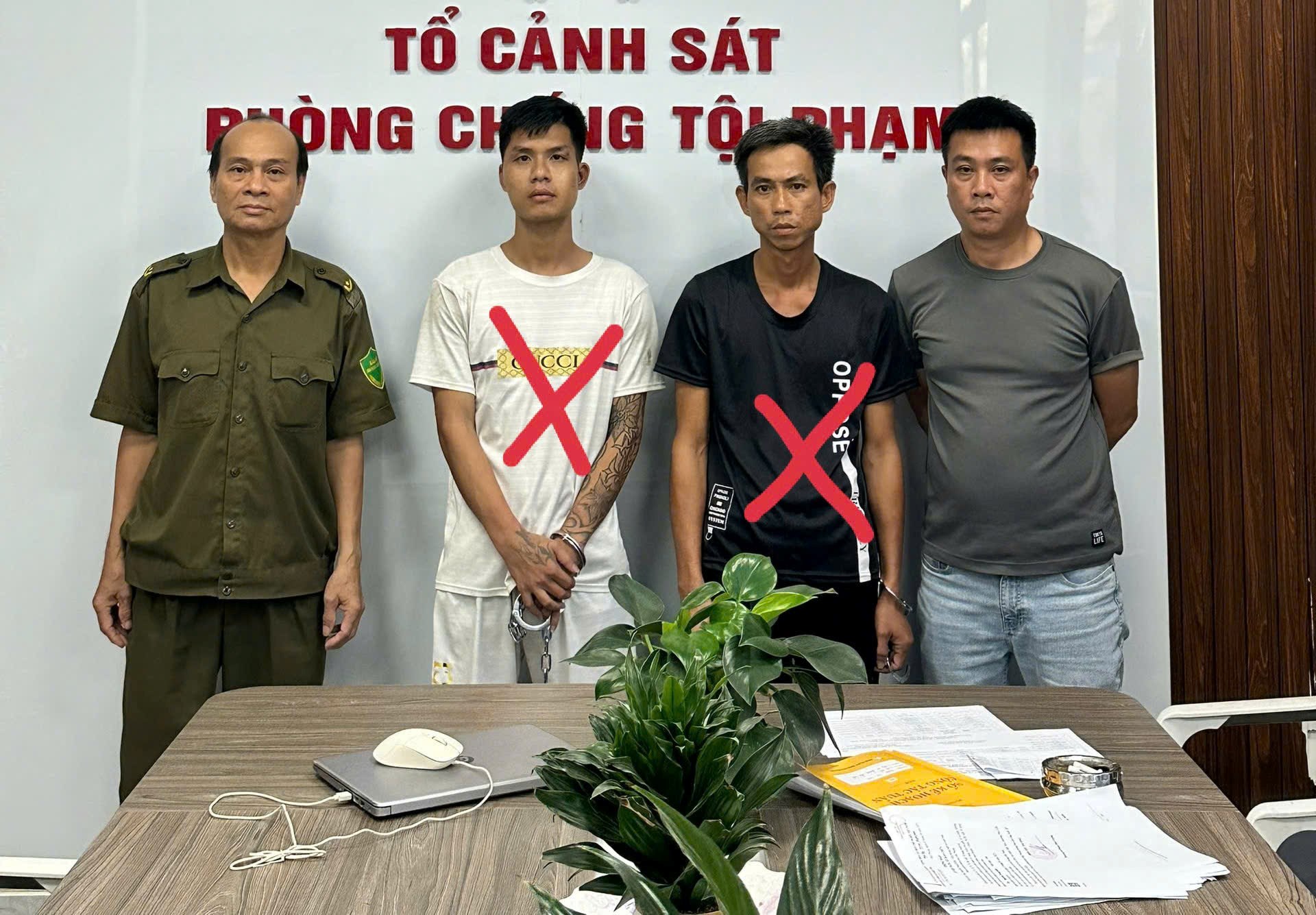 Công an phường Phù Liễn phát hiện, xử lý 02 đối tượng liên quan đến ma túy