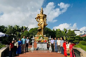 Công an xã Hà Bắc: Tổ chức chương trình học tập chính trị, giáo dục truyền thống nhân dịp 20/10