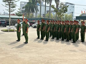 Công an xã Hải Hưng hoàn thành tập huấn điều lệnh, quân sự, võ thuật CAND năm 2026