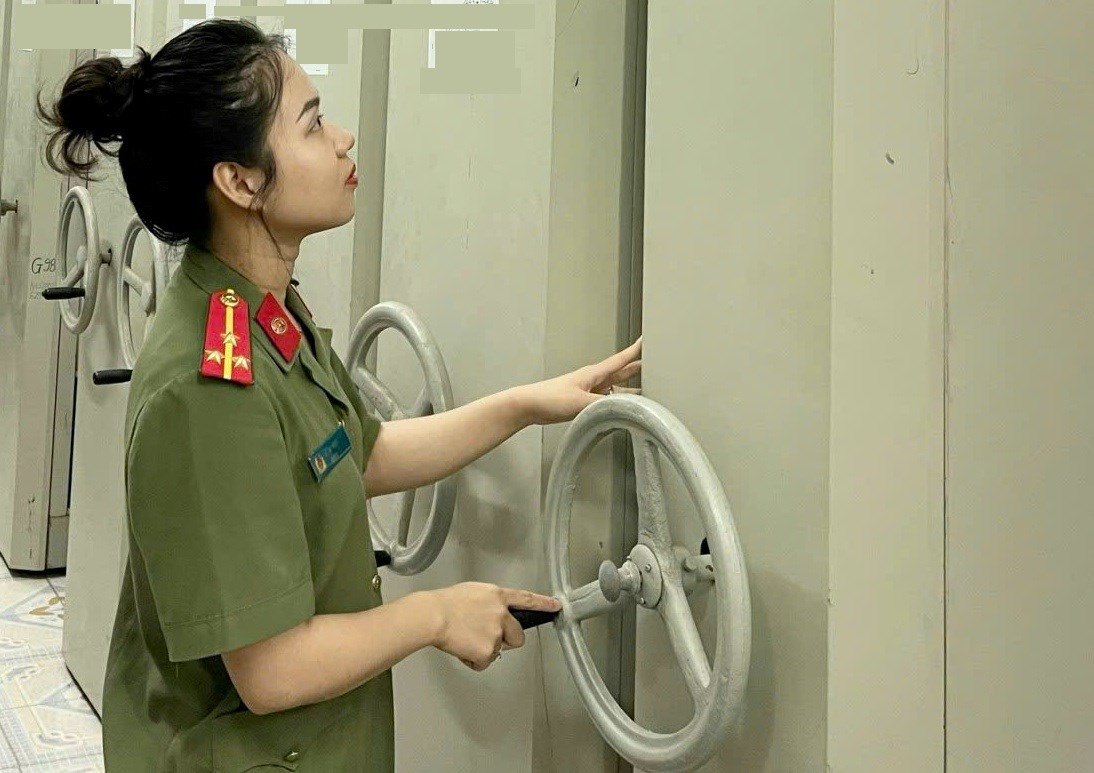 Hưởng ứng Ngày Chuyển đổi số quốc gia (10/10):  Đội Hồ sơ nghiệp vụ Cảnh sát, Phòng Hồ sơ nghiệp vụ đẩy mạnh chuyển đổi số trong công tác hồ sơ nghiệp vụ