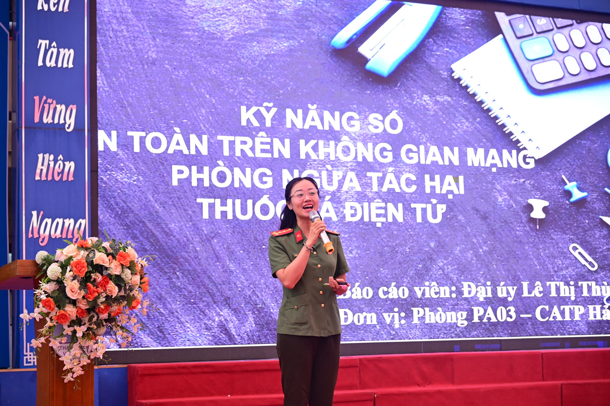 Phòng An ninh chính trị nội bộ: Tuyên truyền pháp luật cho hơn 2.200 cán bộ, giáo viên và học sinh Trường THPT Trần Nguyên Hãn