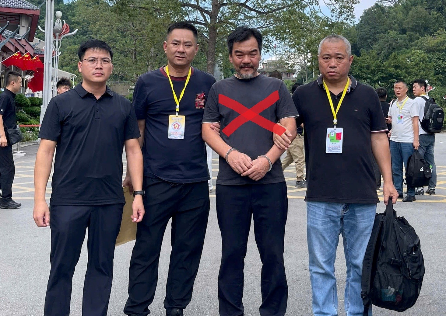Phòng An ninh mạng Công an thành phố phối hợp trục xuất đối tượng truy nã người nước ngoài xuất nhập cảnh trái phép