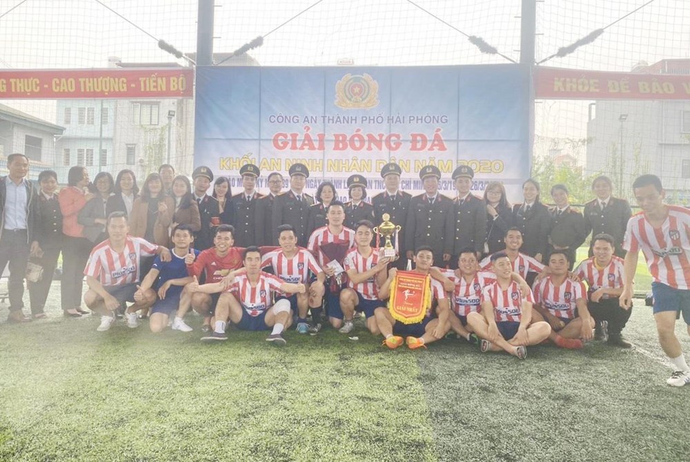 Bế mạc giải bóng đá nam 7 người các khối năm 2020