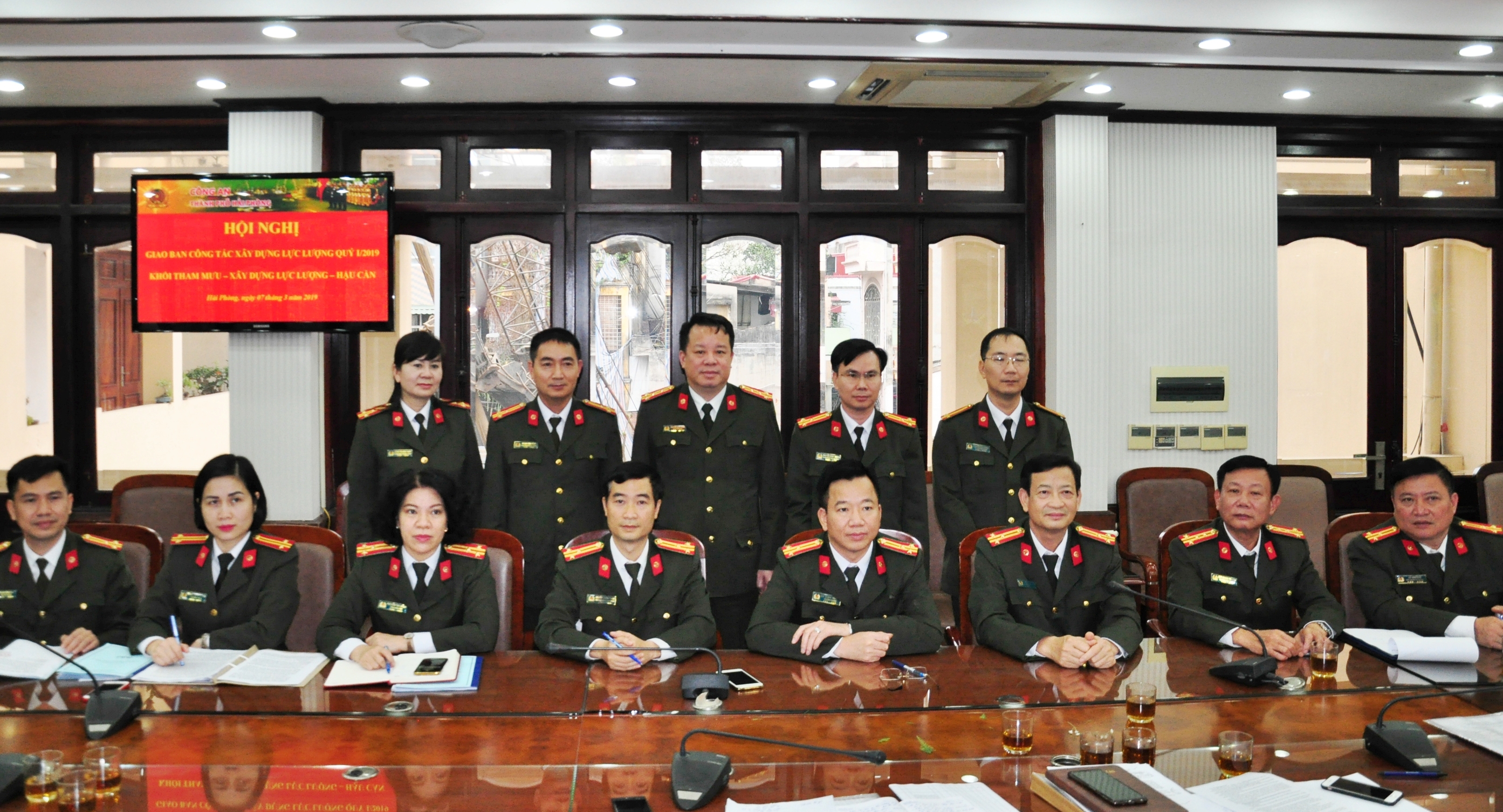 Các đơn vị Công an thành phố giao ban xây dựng lực lượng quý I