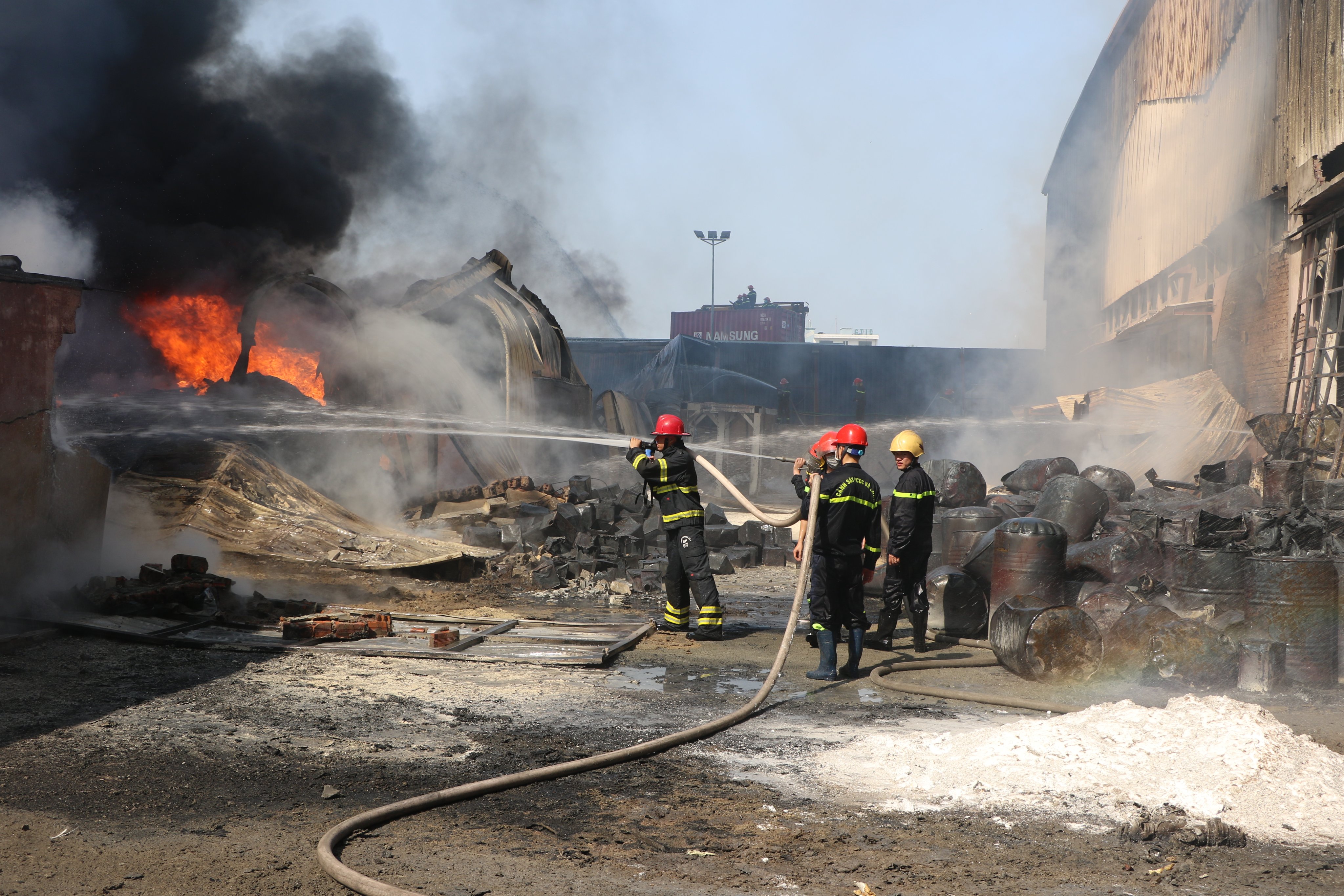 Cần chú trọng tới biện pháp bảo quản hóa chất trong các cơ sở kinh doanh hóa chất