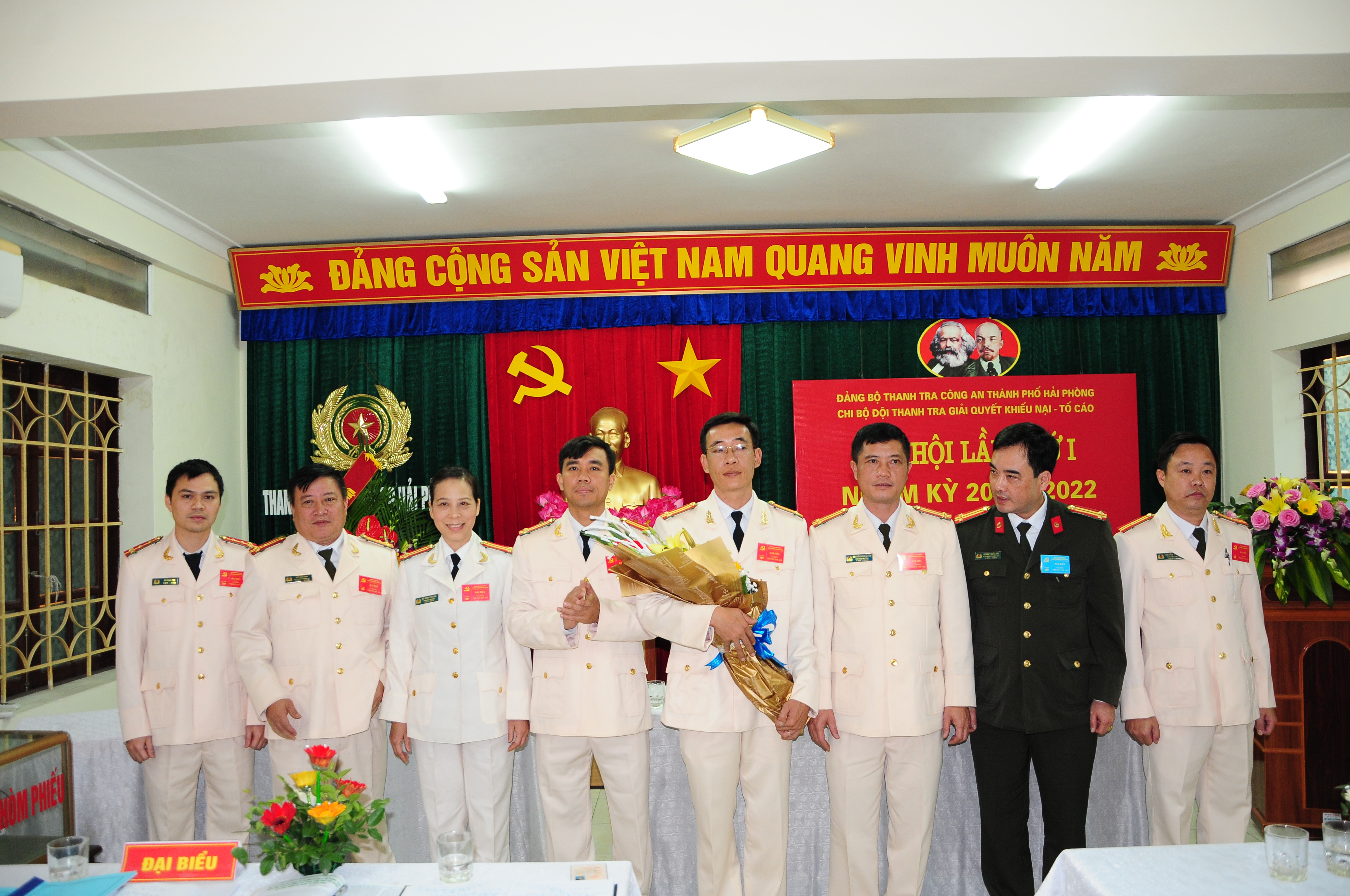 Chi bộ Thanh tra, giải quyết khiếu nại, tố cáo – Thanh tra CATP: Tổ chức thành công Đại hội Chi bộ nhiệm kỳ 2020-2022