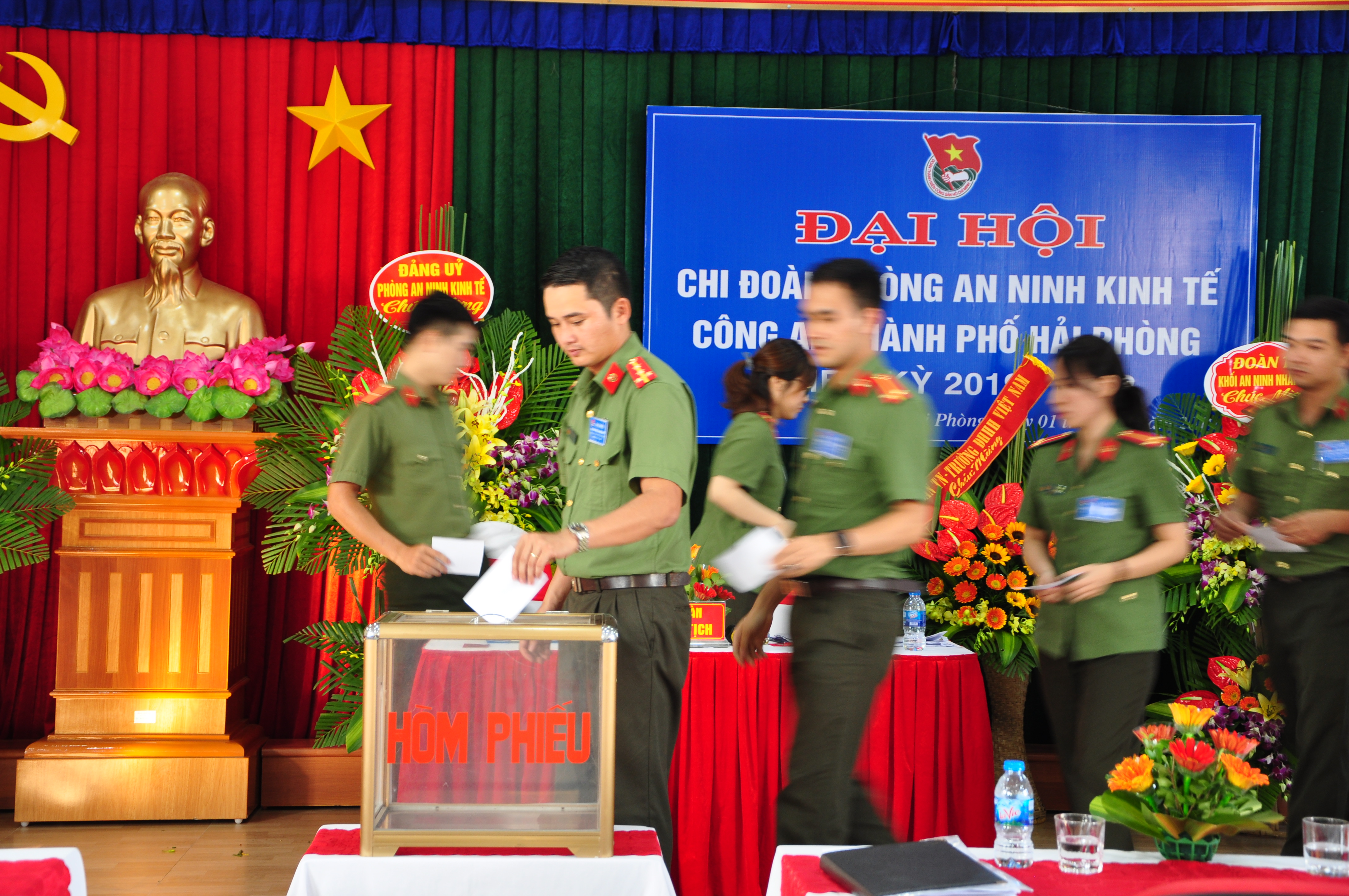 Chi đoàn Phòng An ninh kinh tế:  Tổ chức đại hội điểm Khối an ninh nhân dân