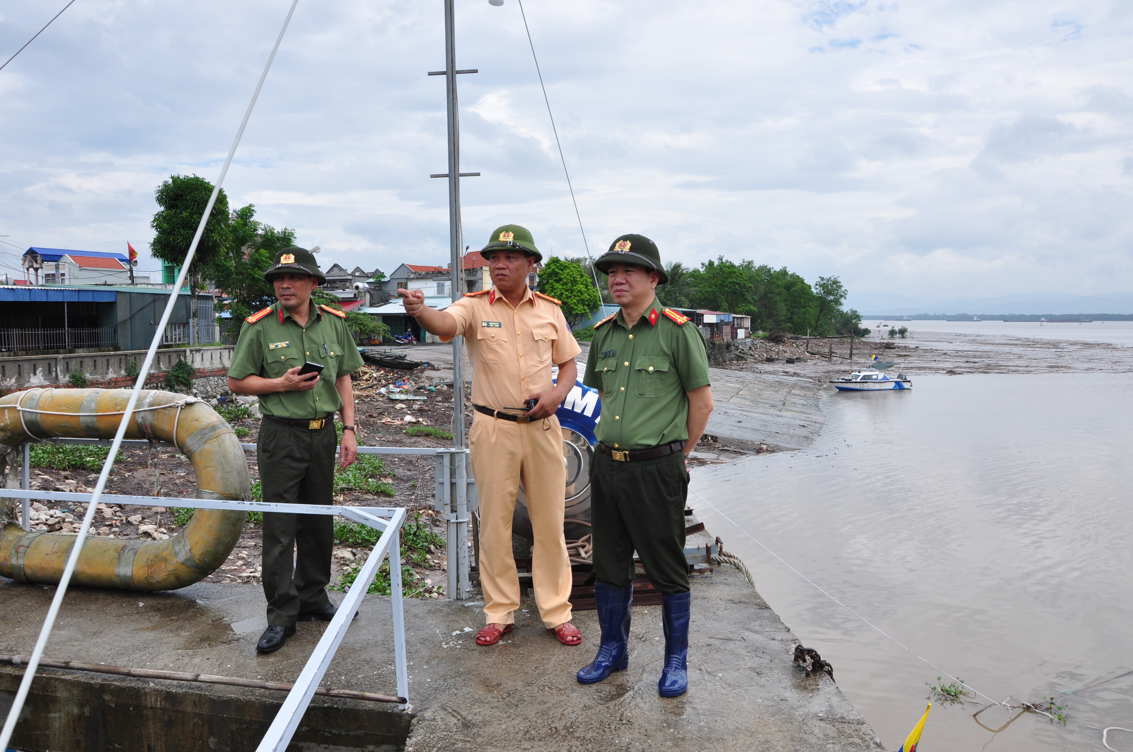 Chủ động ứng phó, khắc phục hậu quả bão số 3,  kêu gọi 3.183 phương tiện, 9.681 lao động về nơi tránh trú an toàn