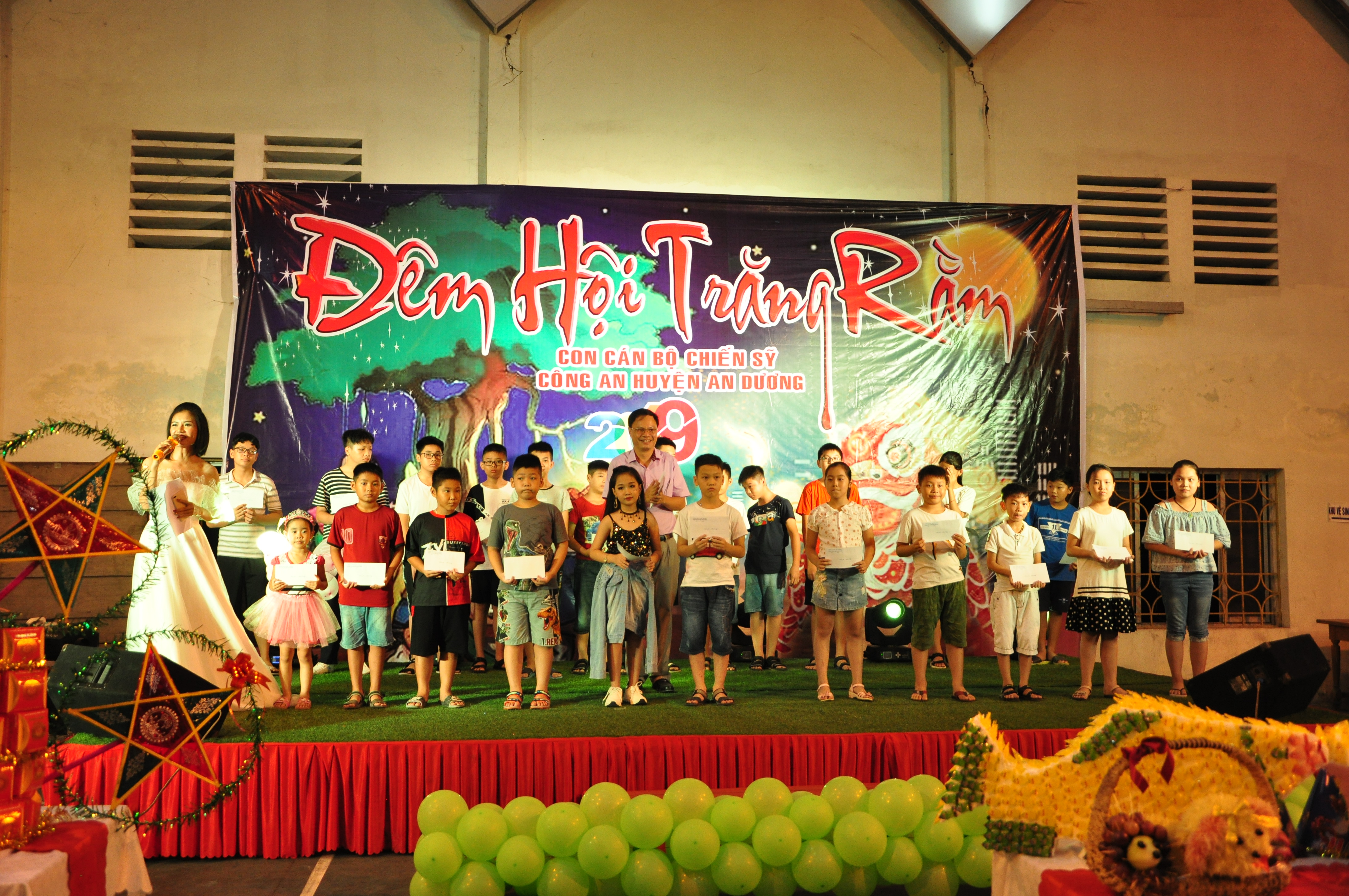 Công an huyện An Dương tổ chức vui Tết Trung thu năm 2019