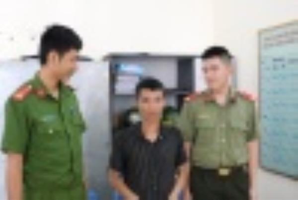 Công an phường Thượng Lý (quận Hồng Bàng): Giải cứu thanh niên nhảy cầu tự tử