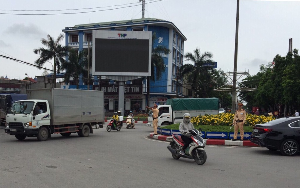 Công an quận Kiến An đăng ký mới 276 xe môtô, xe máy điện