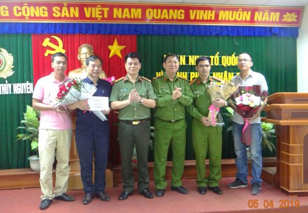 Công an thành phố Hải Phòng phá đường dây buôn bán trái phép chất ma túy liên tỉnh, thu giữ 9 bánh heroin và 01kg ma túy “đá”