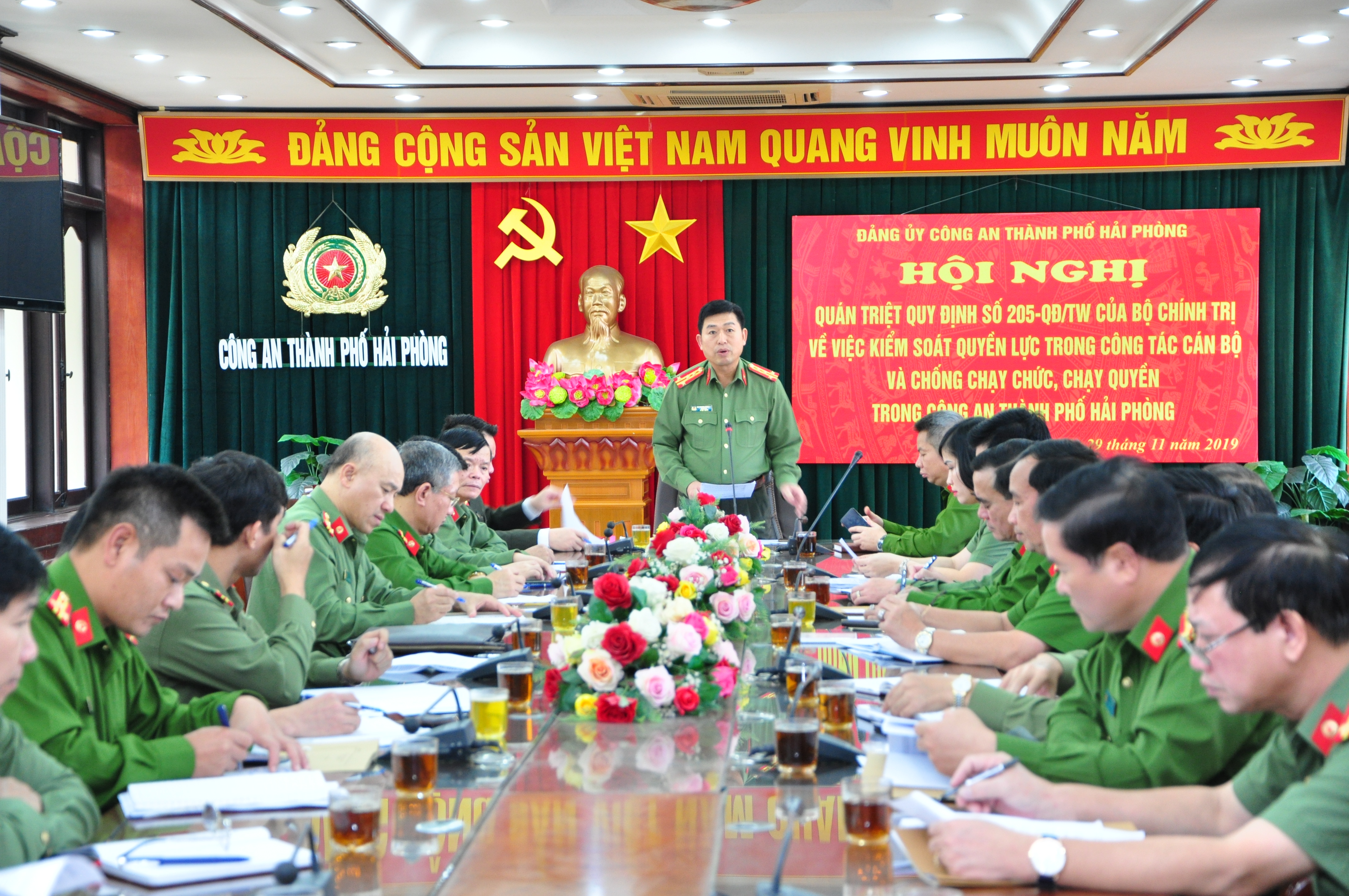 Đảng ủy Công an thành phố quán triệt Quy định số 205-QĐ/TW của Bộ Chính trị