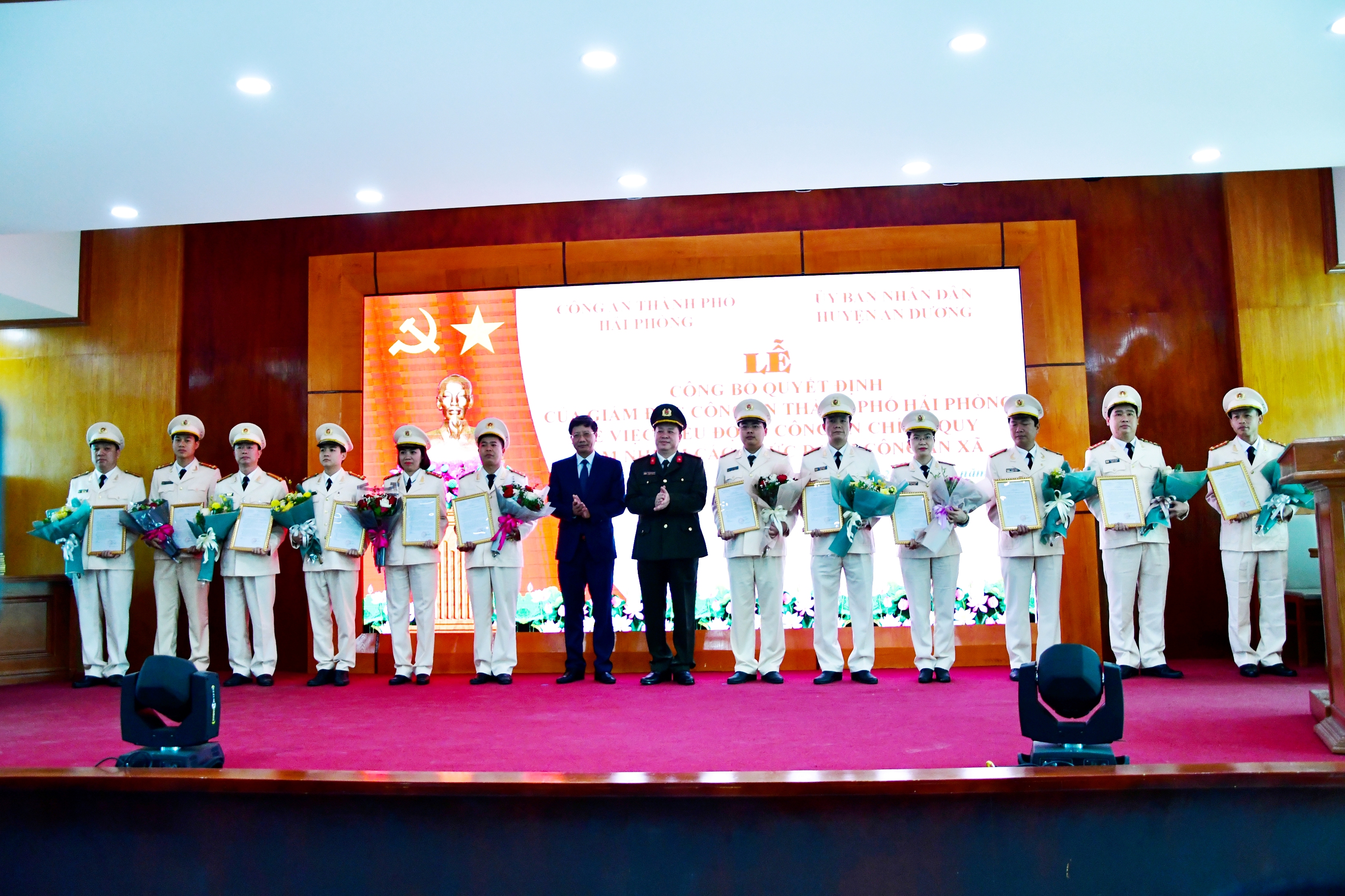 Điều động cán bộ Công an chính quy đảm nhiệm các chức danh Công an xã