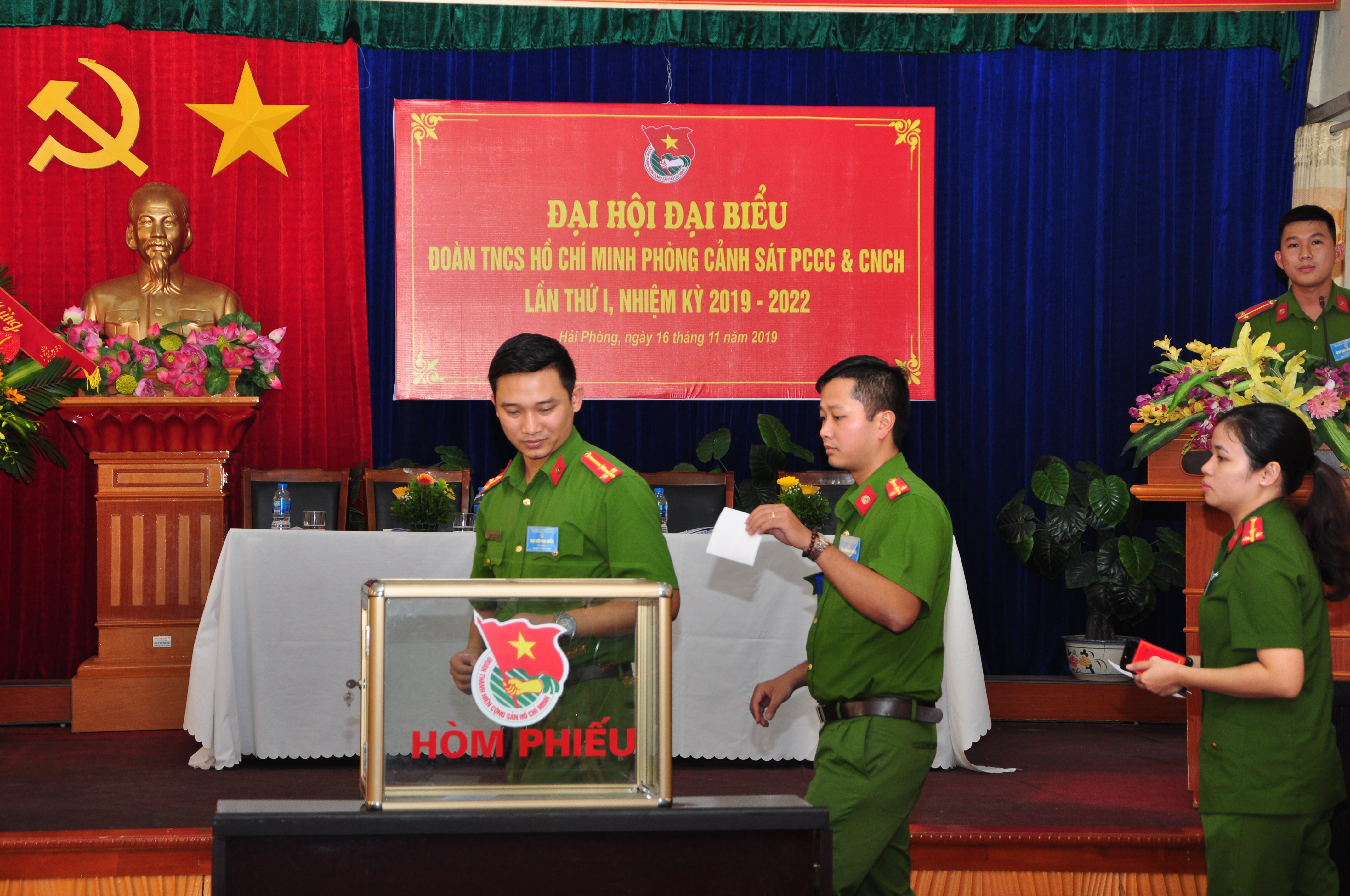 Đoàn thanh niên Phòng Cảnh sát PCCC và CNCH tổ chức 36 buổi tuyên truyền, phổ biến pháp luật