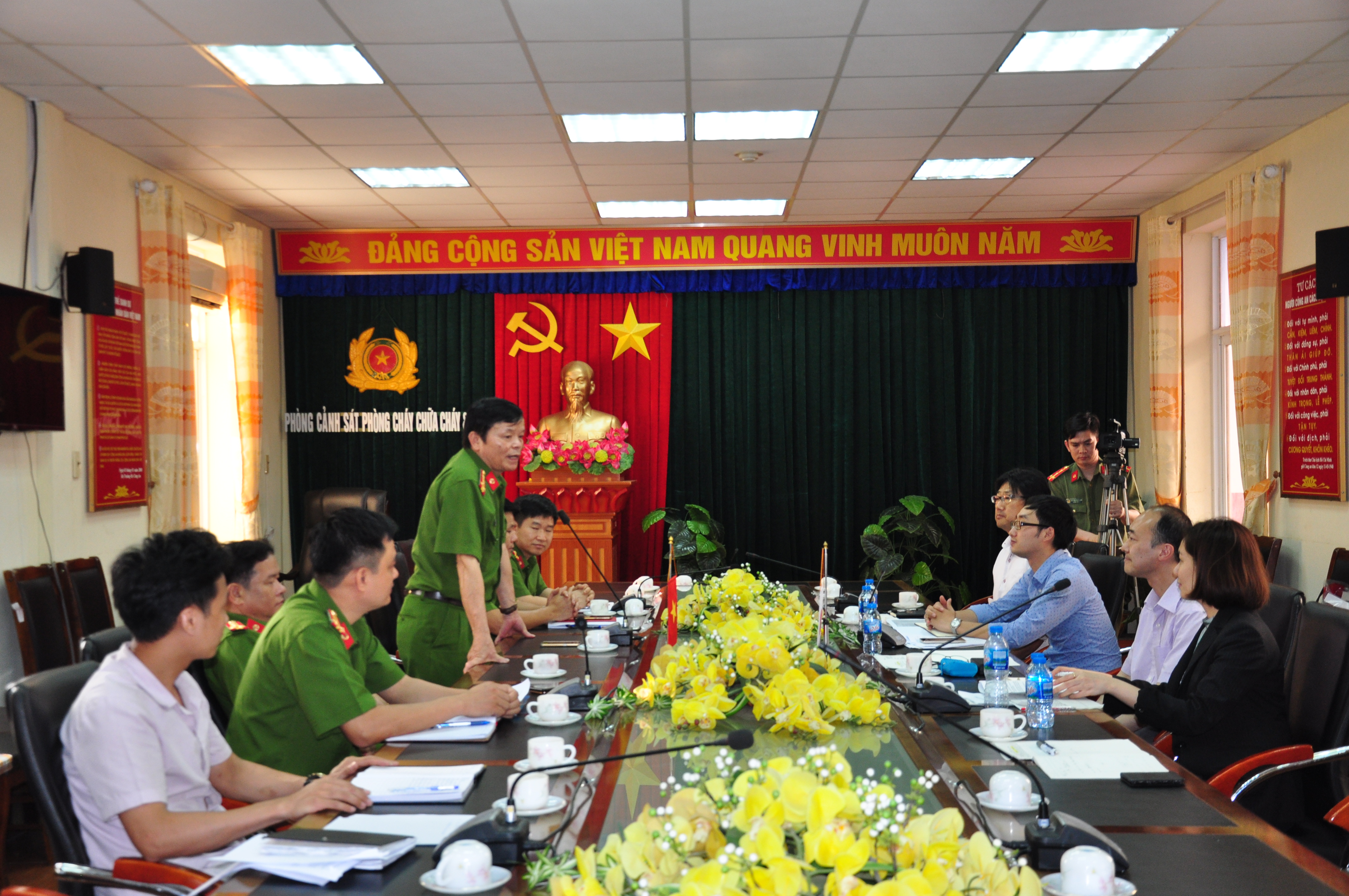 Đón tiếp Đoàn công tác vè Dự án kỹ thuật cấp cơ sở đến từ thành phố Kitakyushu, Nhật Bản