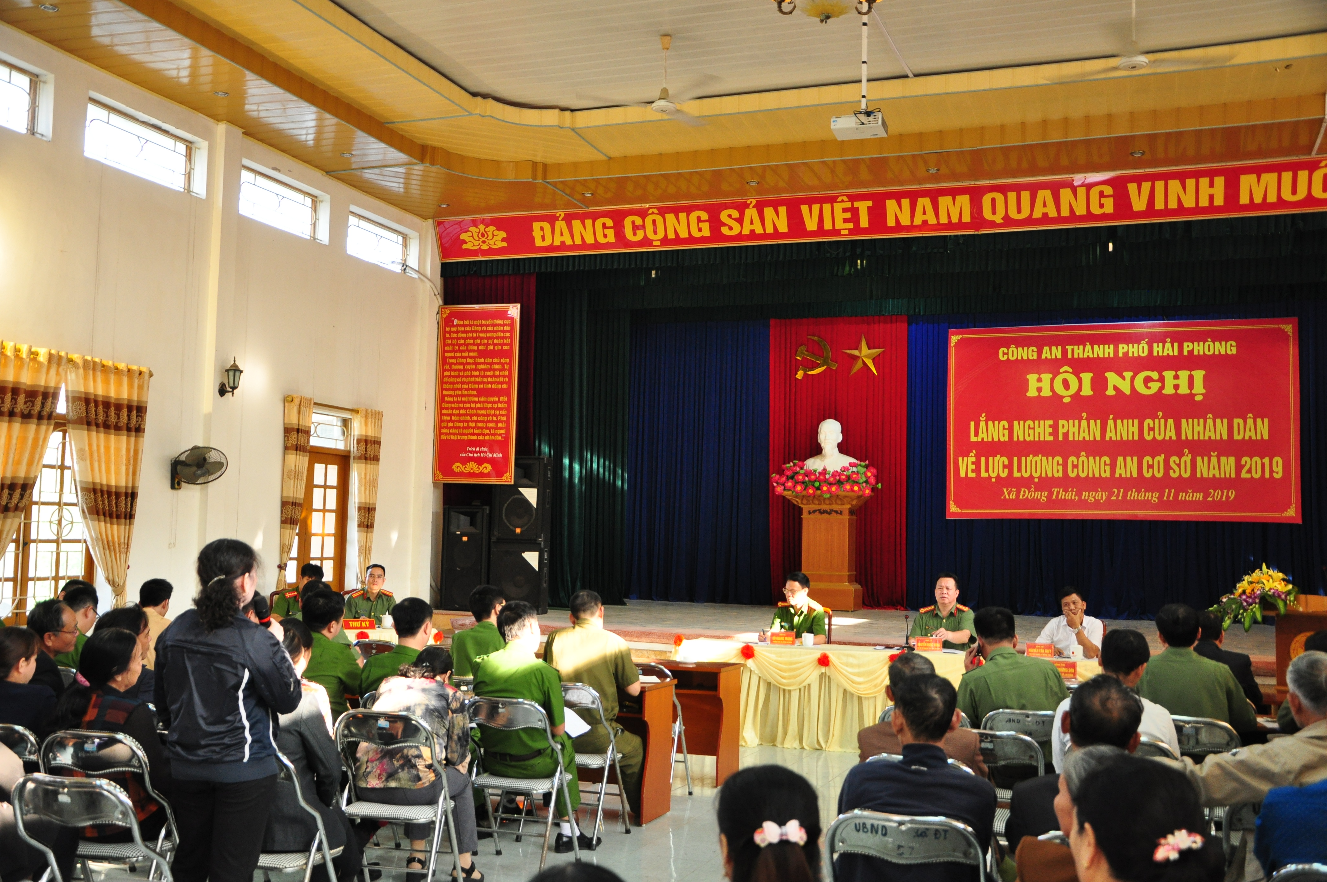 Giải quyết phản ánh nhân dân qua 