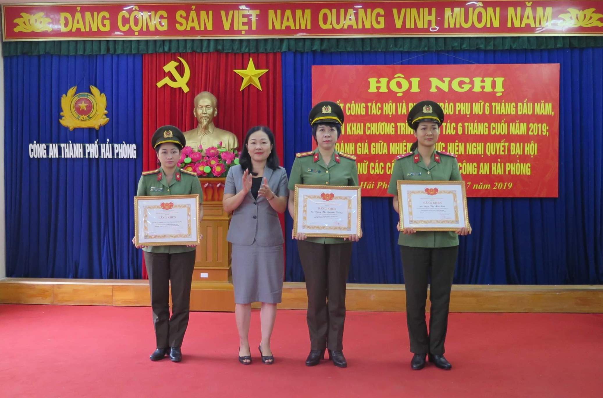 Hội Phụ nữ CATP duy trì và thực hiện hiệu quả 131 công trình, phần việc trong 6 tháng đầu năm