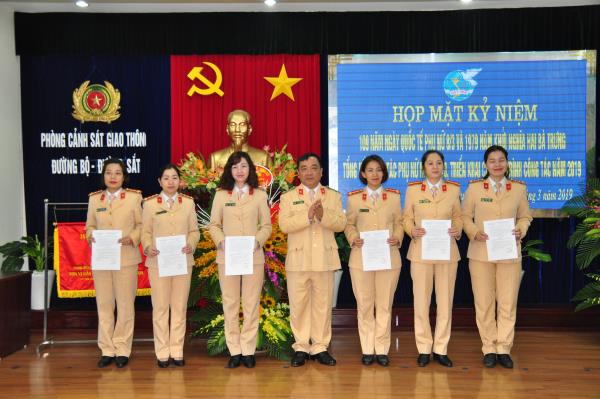 Hội phụ nữ Phòng Cảnh sát giao thông đường bộ – đường sắt đổi mới nội dung công tác