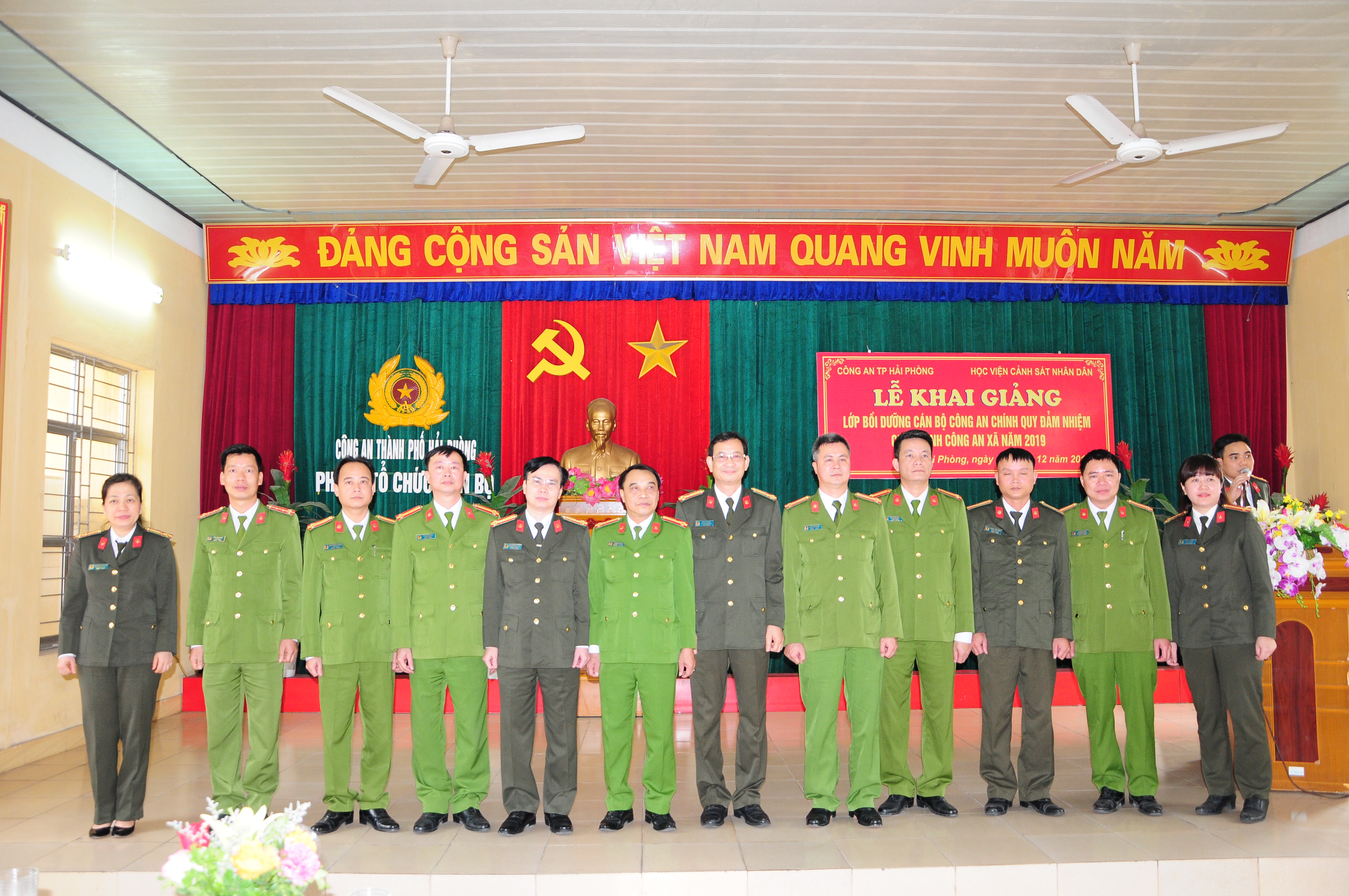 Khai giảng lớp bồi dưỡng Công an chính quy đảm nhiệm các chức danh Công an xã năm 2019